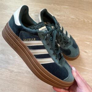 Adidas Originals Gazelle WOMENS platform green sneakers SIZE 8.5